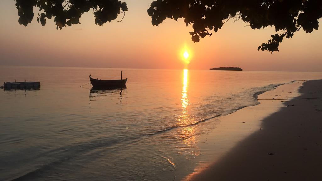 Hanifaru Stay Kendhoo Exterior photo